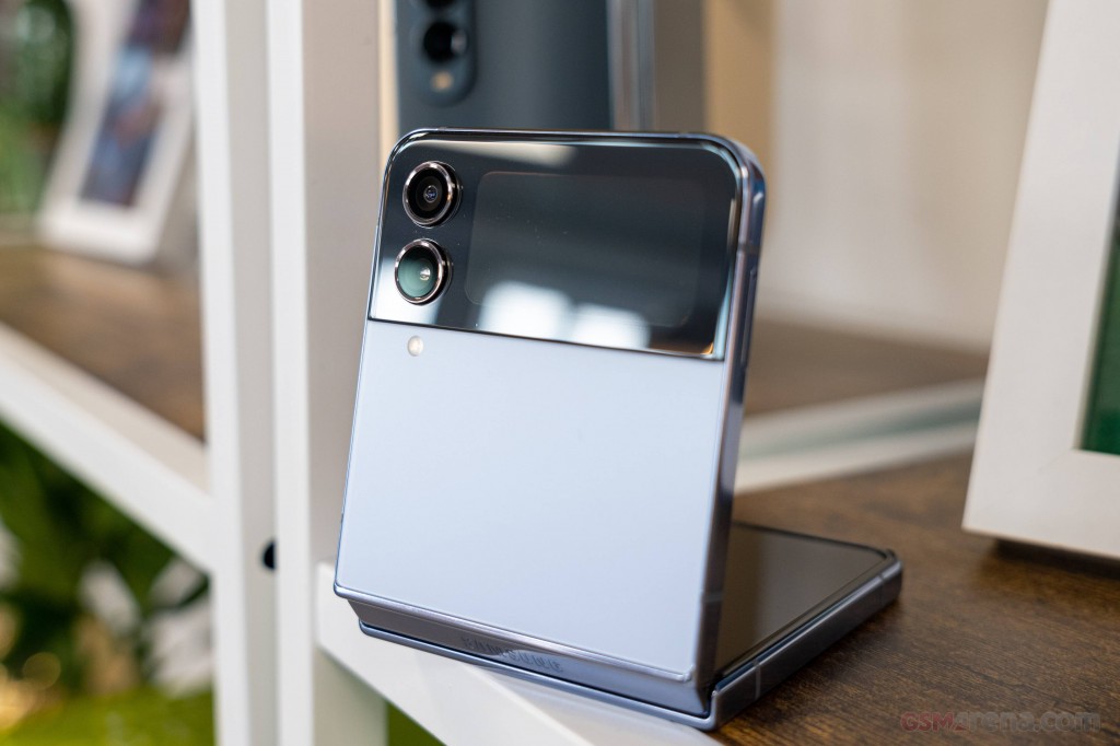 Samsung Galaxy Z Flip4 hands-on photo 5