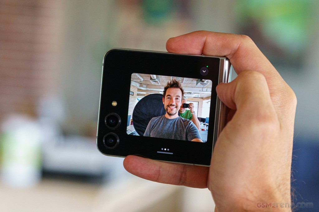 Samsung Galaxy Z Flip5 hands-on photo 5