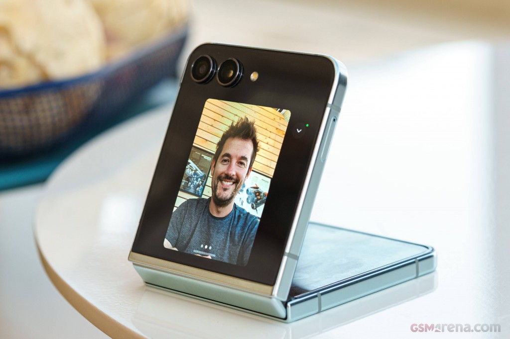 Samsung Galaxy Z Flip5 hands-on photo 7