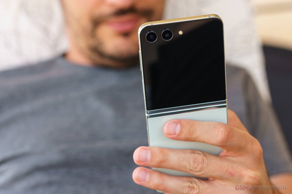 Samsung Galaxy Z Flip5 hands-on photo 17
