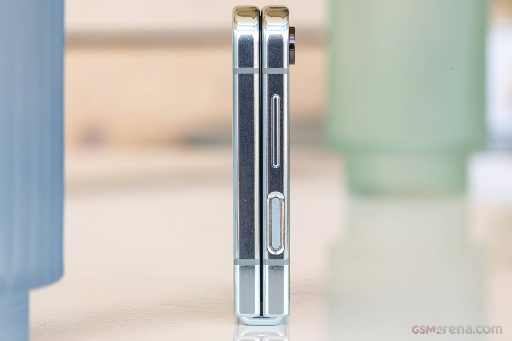 Samsung Galaxy Z Flip5 hands-on photo 37