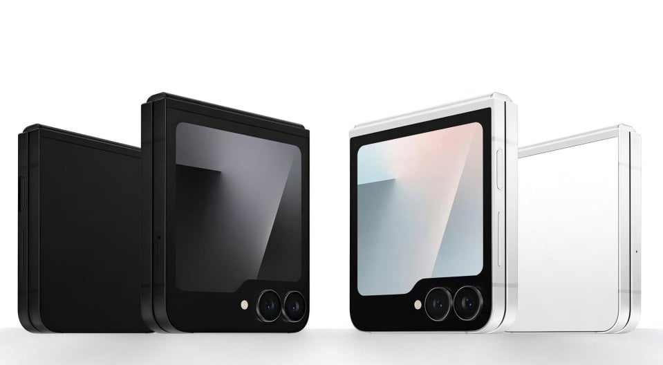 Samsung Galaxy Z Flip7 FE view 4