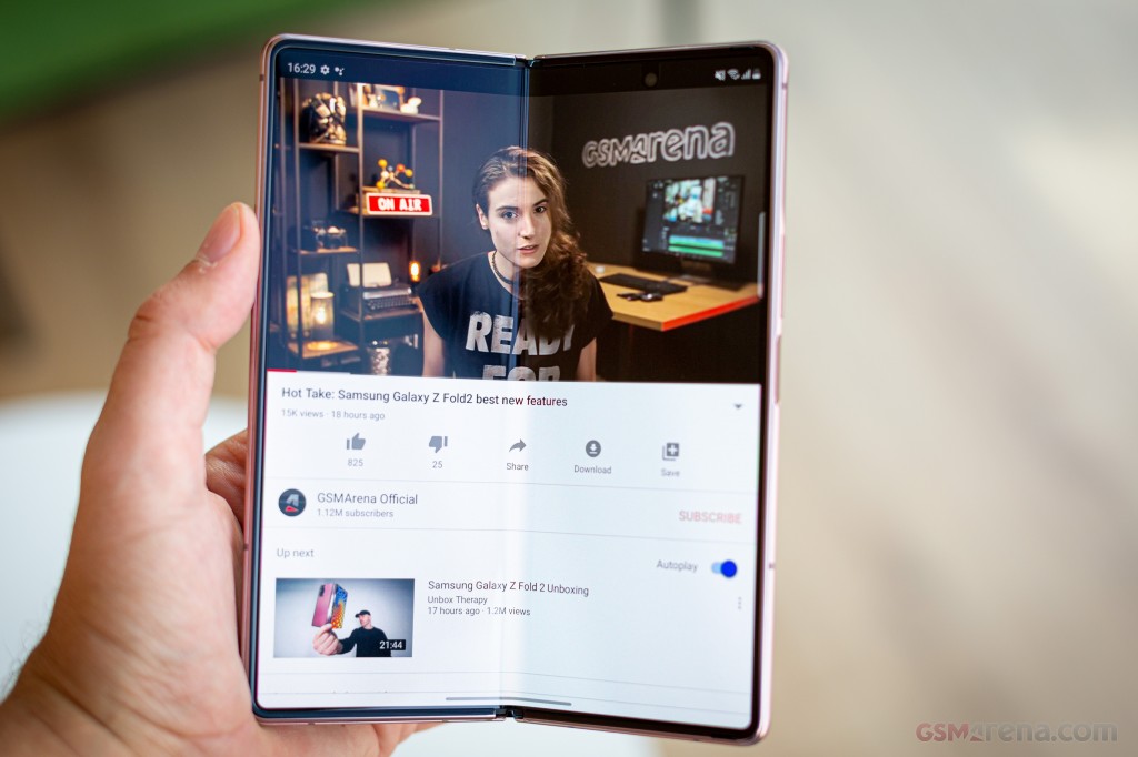 Samsung Galaxy Z Fold2 5G hands-on photo 2