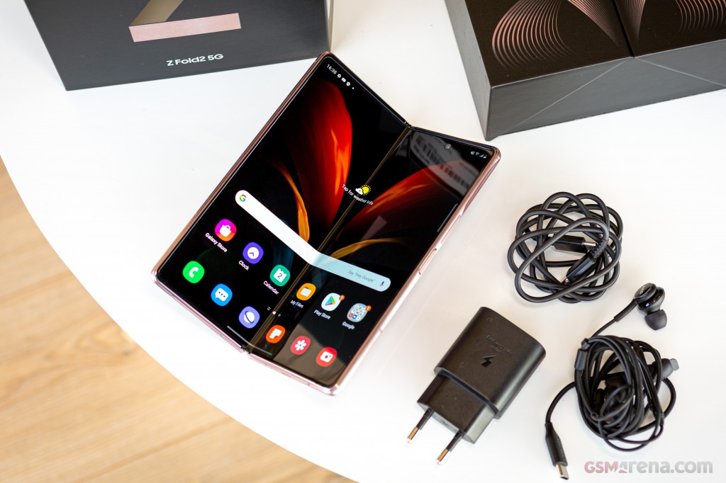 Samsung Galaxy Z Fold2 5G hands-on photo 5