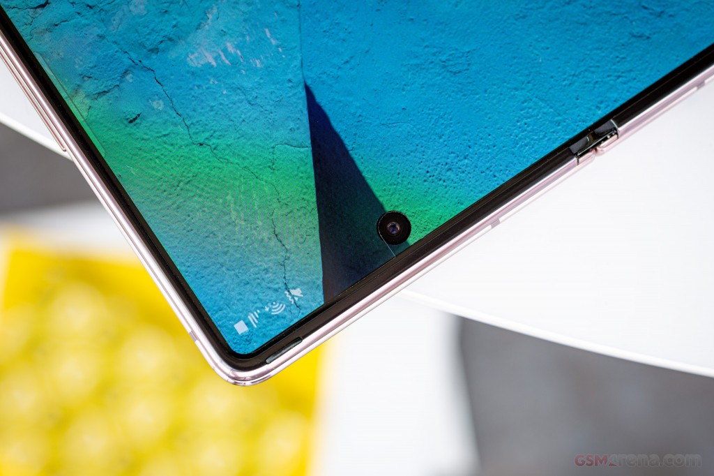 Samsung Galaxy Z Fold2 5G hands-on photo 16