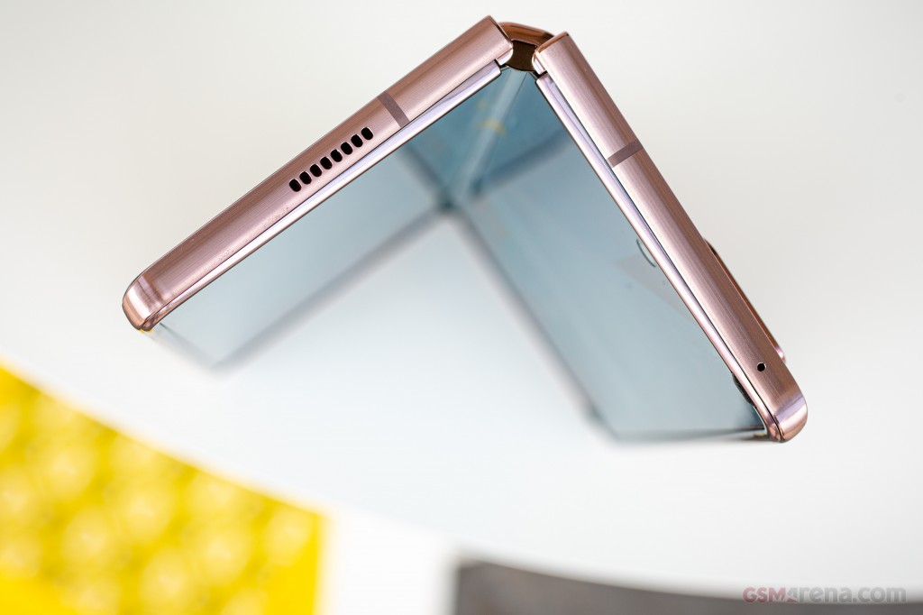 Samsung Galaxy Z Fold2 5G hands-on photo 17