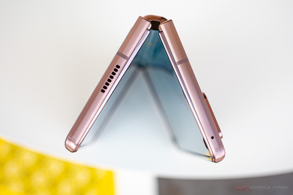 Samsung Galaxy Z Fold2 5G hands-on photo 18