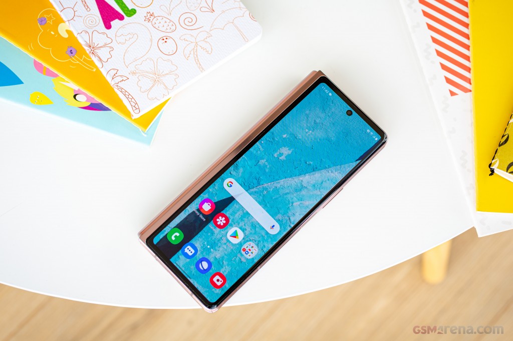 Samsung Galaxy Z Fold2 5G hands-on photo 27