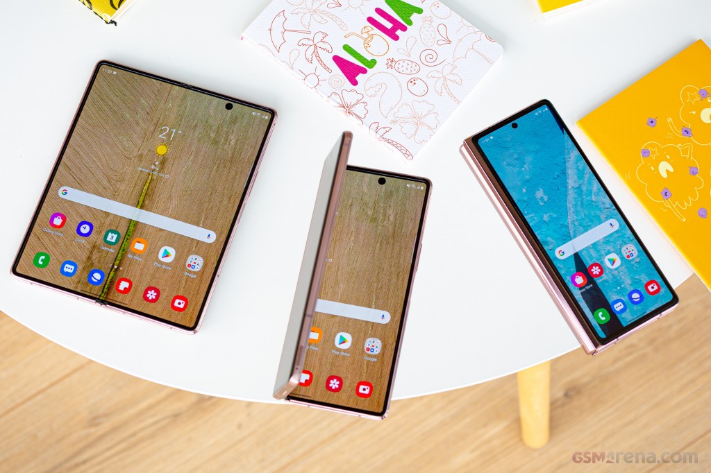 Samsung Galaxy Z Fold2 5G hands-on photo 31