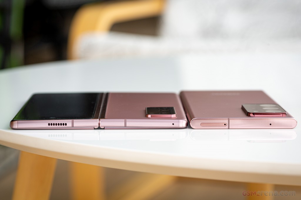 Samsung Galaxy Z Fold2 5G hands-on photo 33
