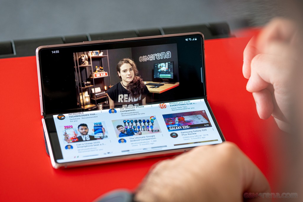 Samsung Galaxy Z Fold2 5G hands-on photo 43