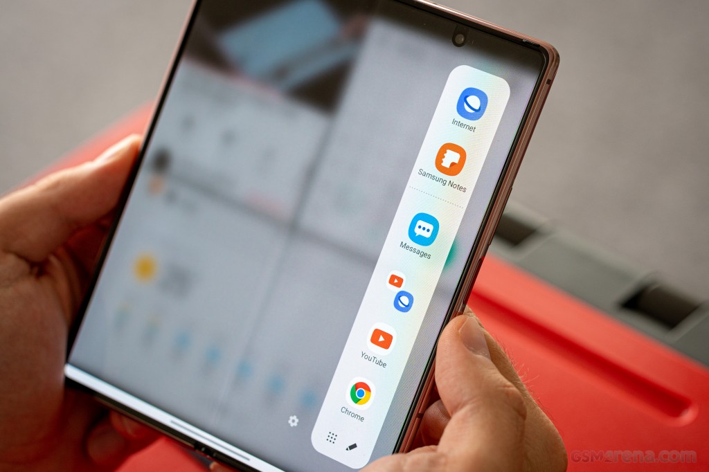 Samsung Galaxy Z Fold2 5G hands-on photo 46