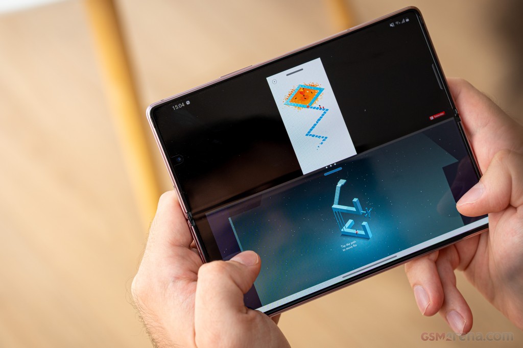 Samsung Galaxy Z Fold2 5G hands-on photo 48
