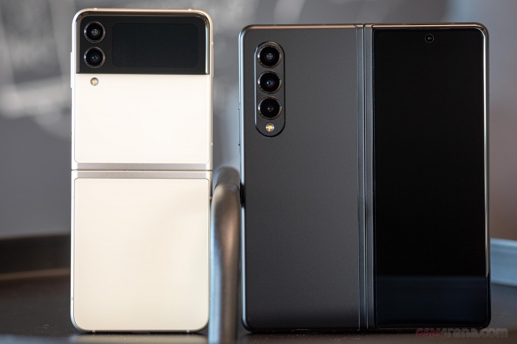 Samsung Galaxy Z Fold3 5G hands-on photo 3