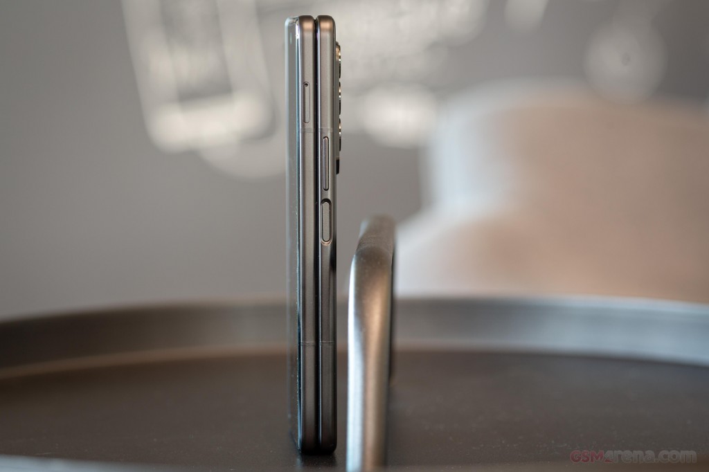 Samsung Galaxy Z Fold3 5G hands-on photo 7
