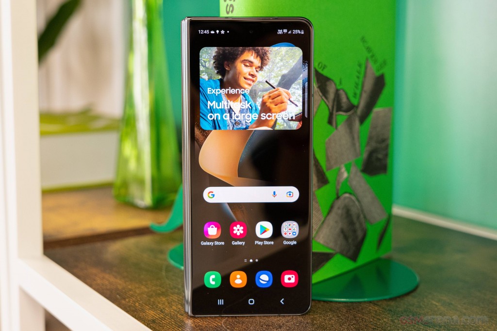 Samsung Galaxy Z Fold4 hands-on photo 28