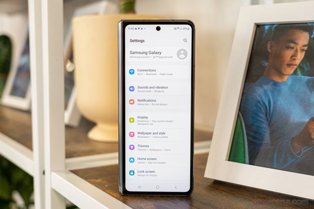 Samsung Galaxy Z Fold4 hands-on photo 29