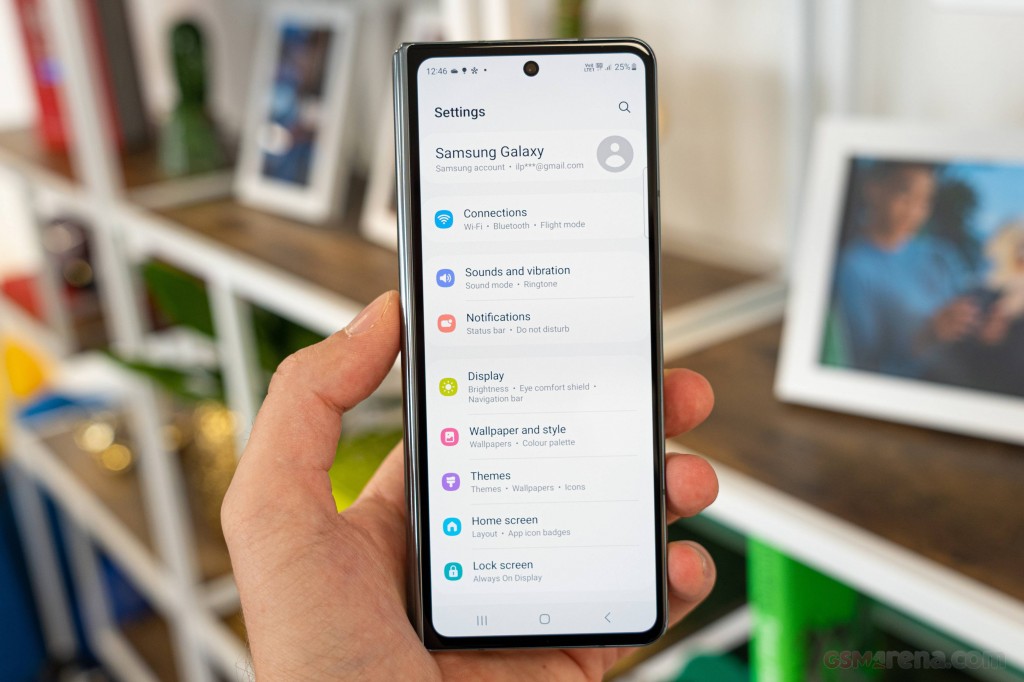 Samsung Galaxy Z Fold4 hands-on photo 30