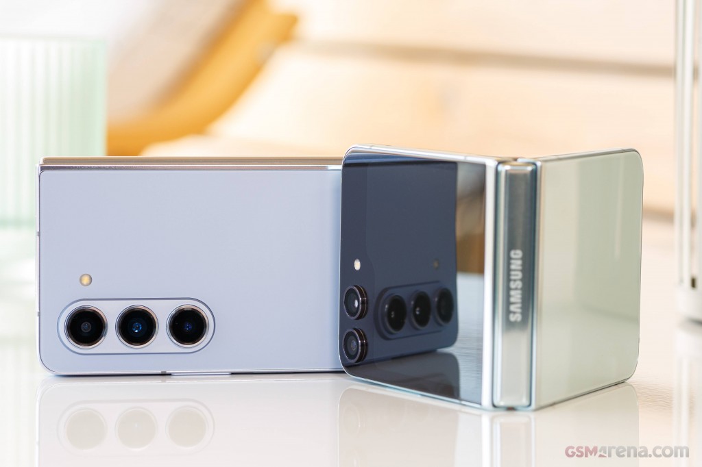 Samsung Galaxy Z Fold5 hands-on photo 2