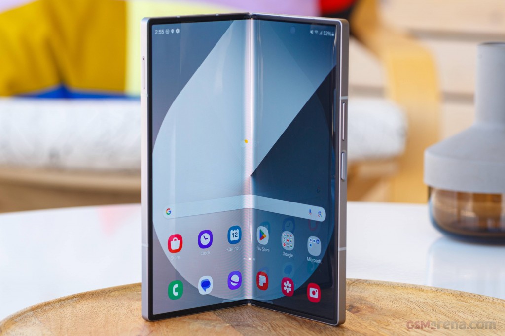 Samsung Galaxy Z Fold6 hands-on photo 9