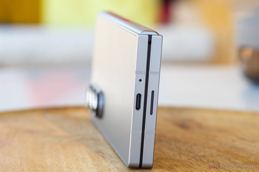 Samsung Galaxy Z Fold6 hands-on photo 14