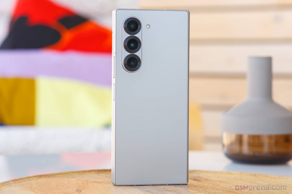Samsung Galaxy Z Fold6 hands-on photo 17