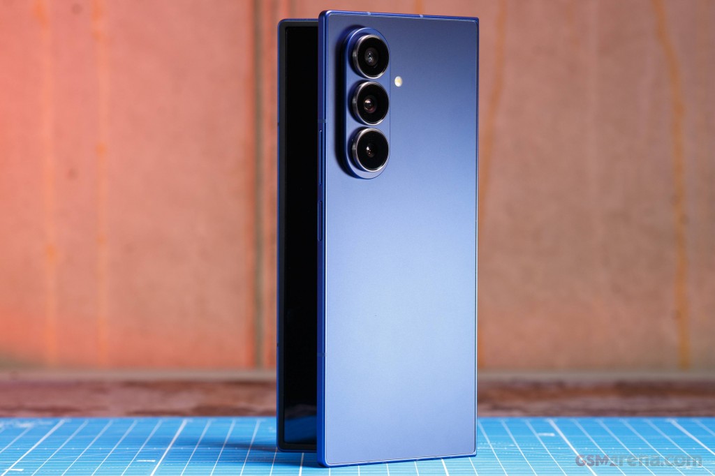 Samsung Galaxy Z Fold7 hands-on photo 4
