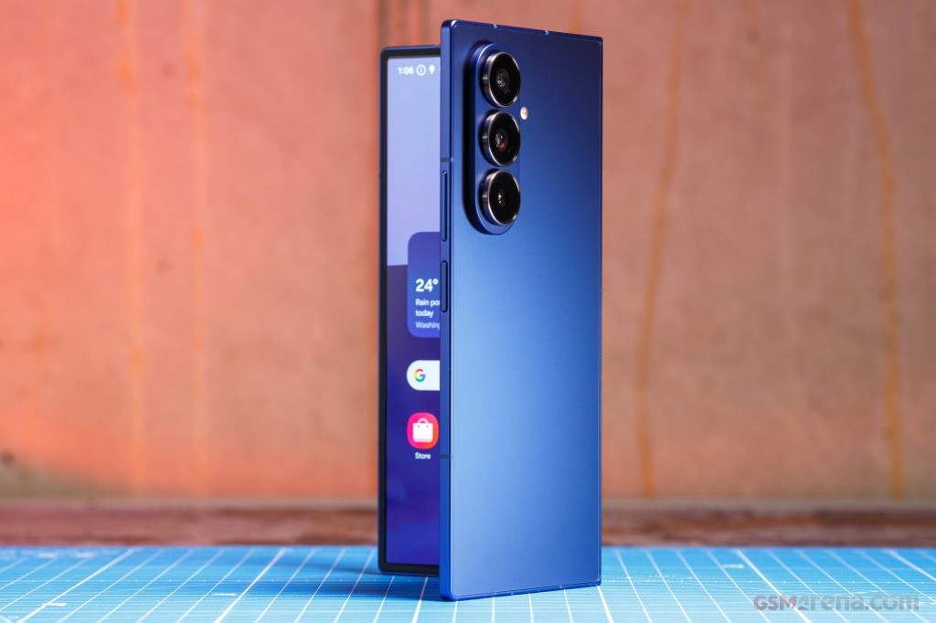 Samsung Galaxy Z Fold7 hands-on photo 5