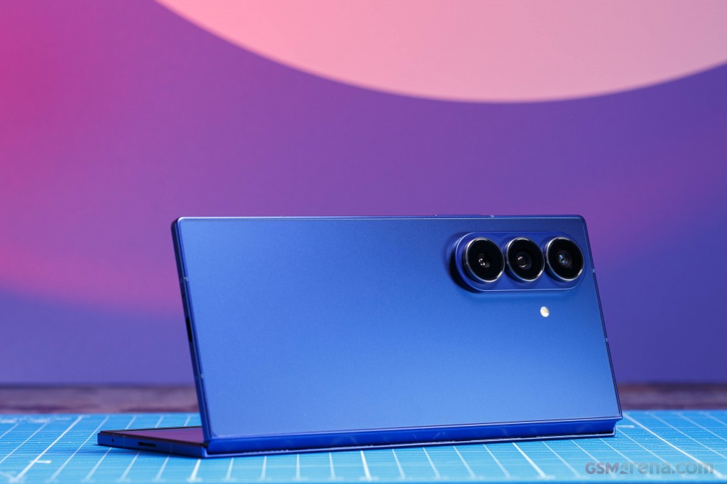 Samsung Galaxy Z Fold7 hands-on photo 10