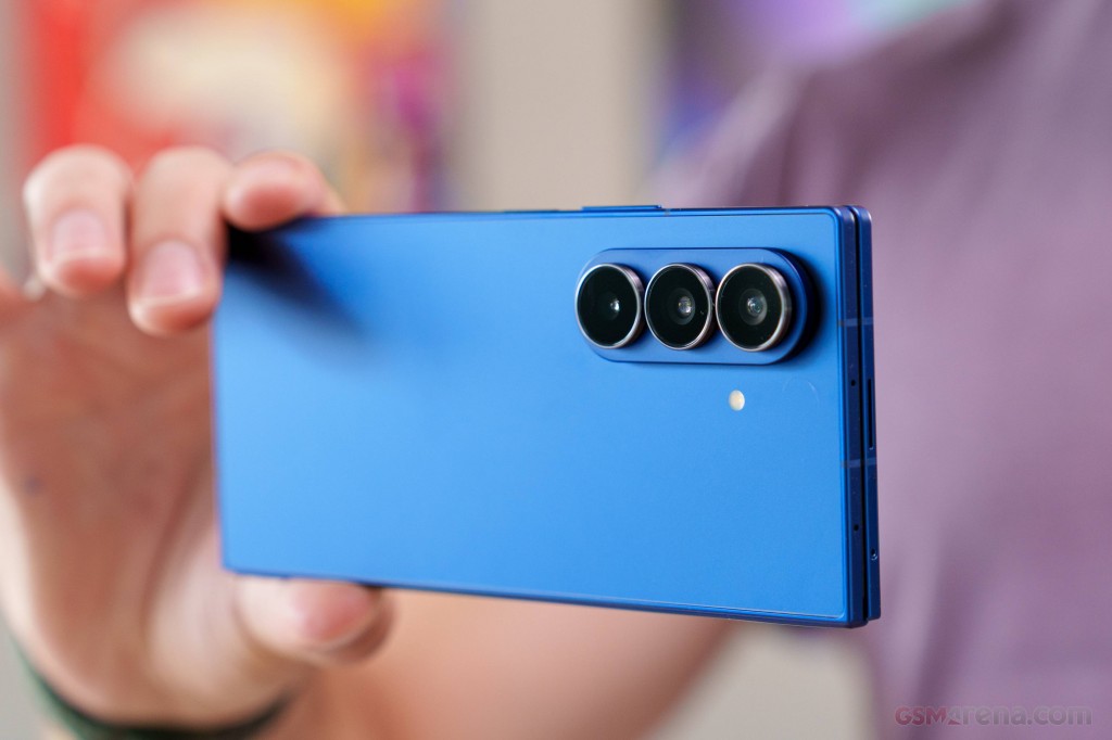 Samsung Galaxy Z Fold7 hands-on photo 12