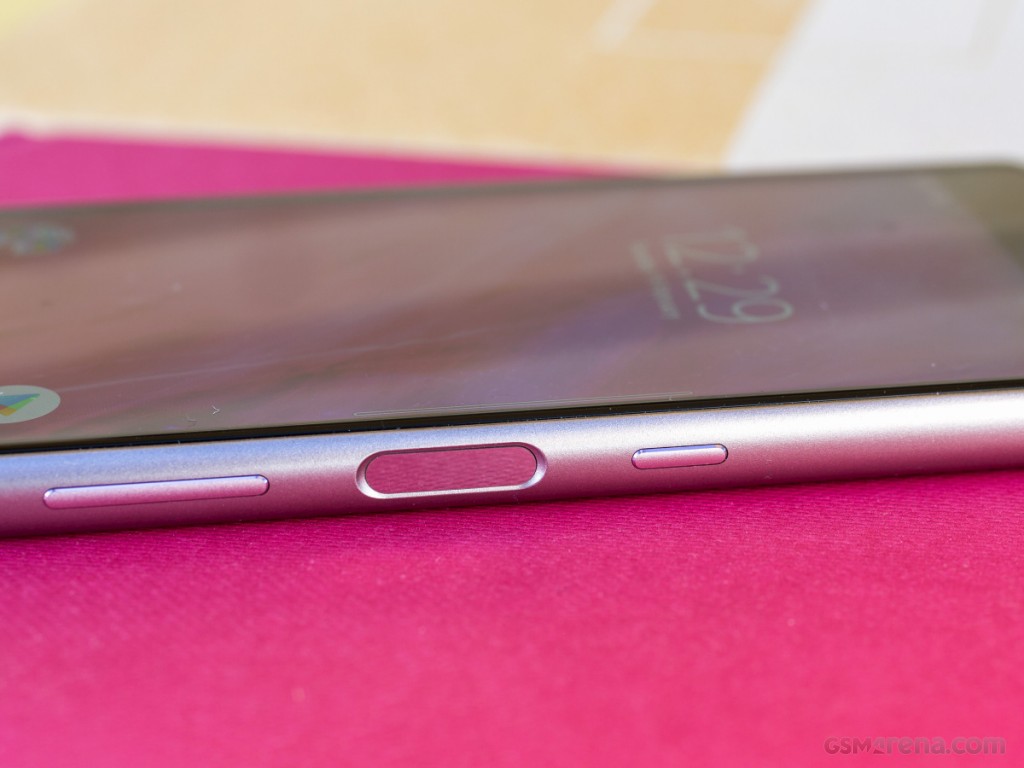 Sony Xperia 10 hands-on photo 12