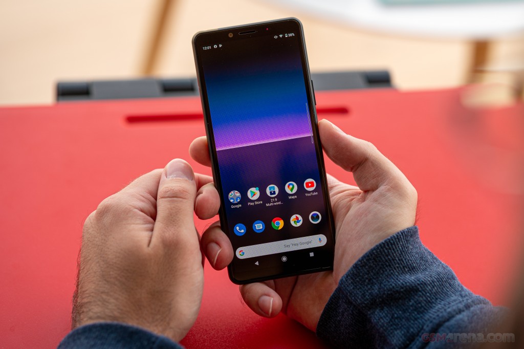 Sony Xperia 10 II hands-on photo 17