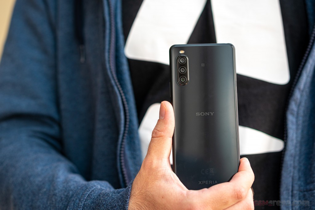 Sony Xperia 10 II hands-on photo 29