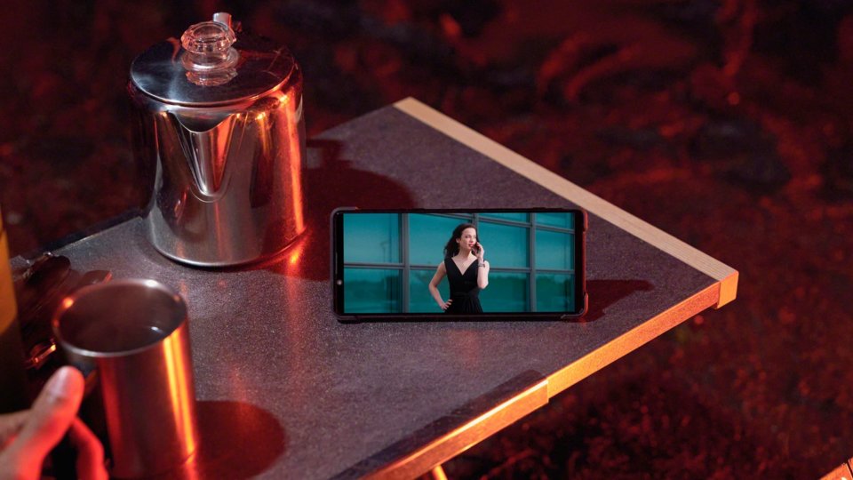 Sony Xperia 1 II view 8