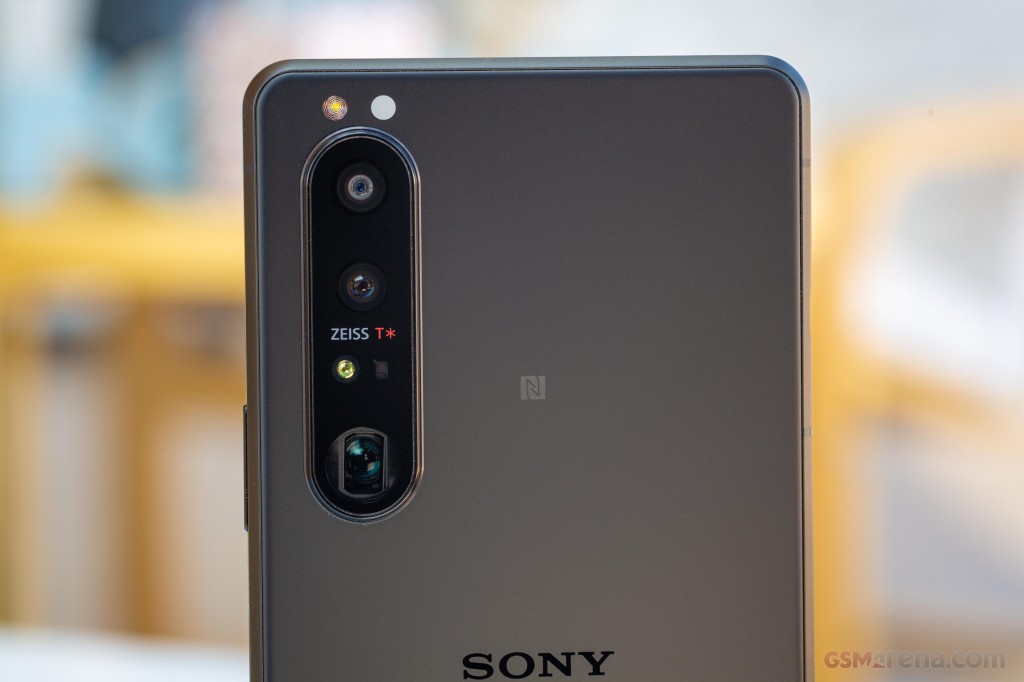 Sony Xperia 1 III hands-on photo 3