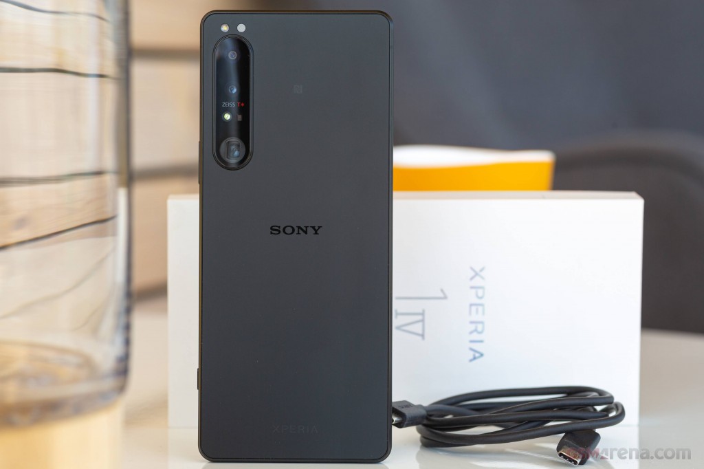 Sony Xperia 1 IV hands-on photo 1