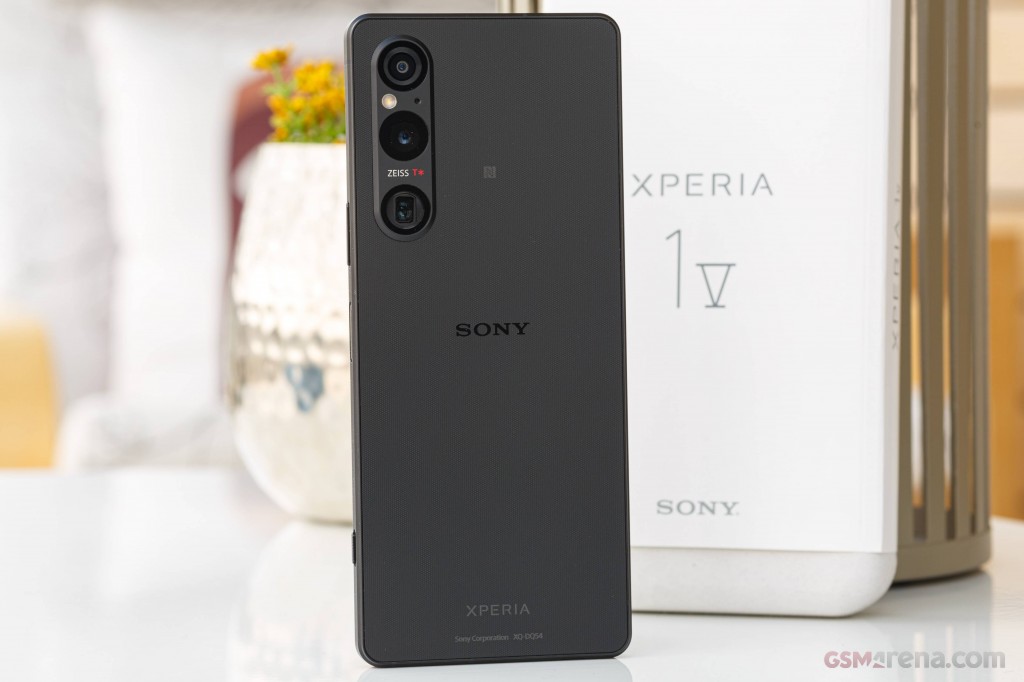 Sony Xperia 1 V hands-on photo 1