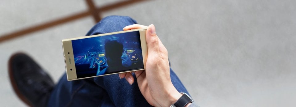 Sony Xperia XA1 Plus view 7