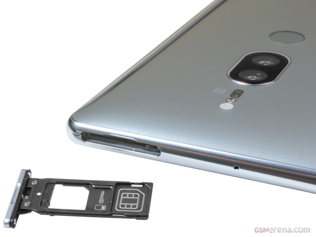 Sony Xperia XZ2 Premium hands-on photo 13