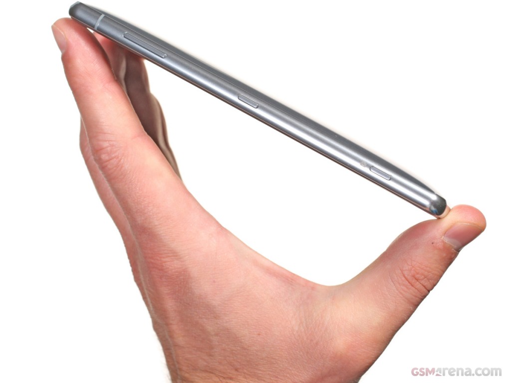 Sony Xperia XZ2 Premium hands-on photo 17