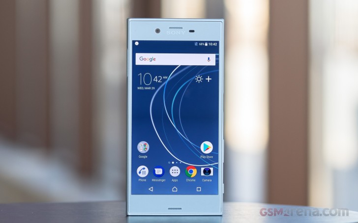 Sony Xperia XZs hands-on photo 4