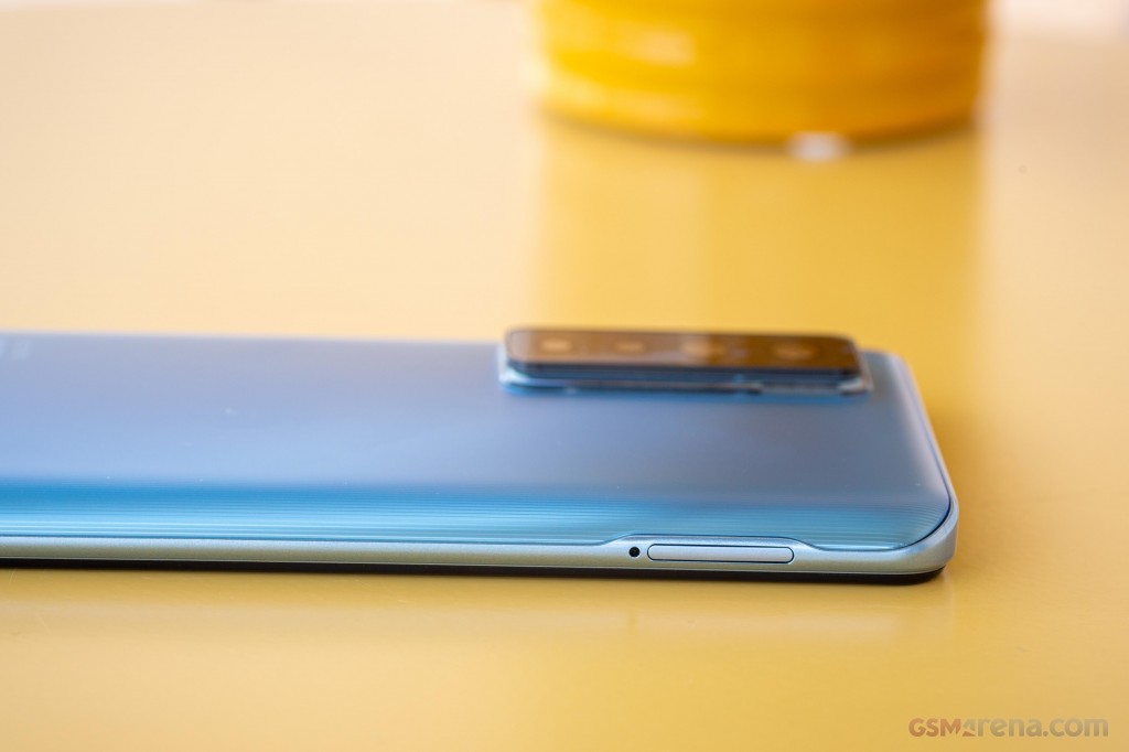 Tecno Camon 17 Pro hands-on photo 8