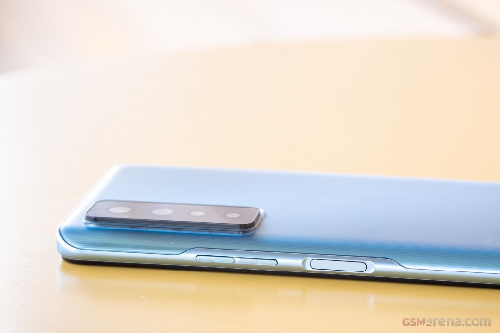 Tecno Camon 17 Pro hands-on photo 10