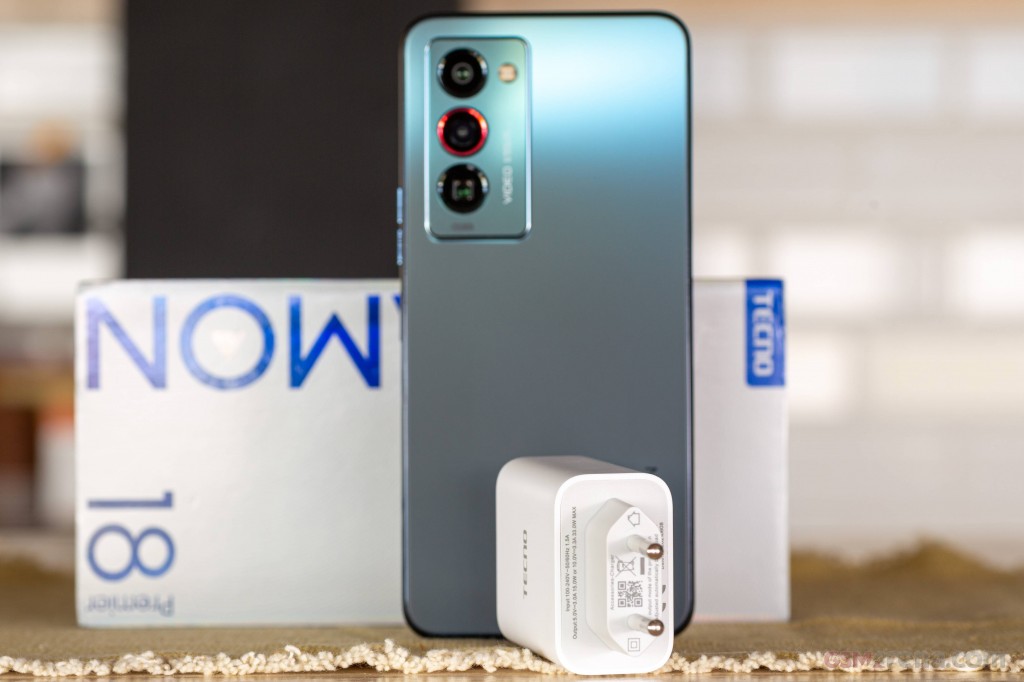 Tecno Camon 18 Premier hands-on photo 2