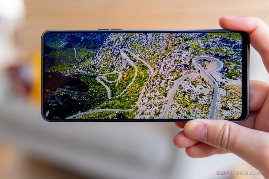 Tecno Camon 19 Pro hands-on photo 23
