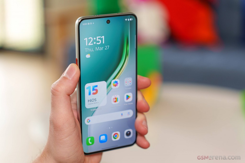Tecno Camon 40 Premier hands-on photo 13