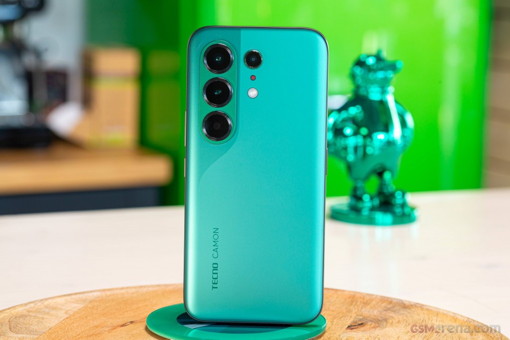 Tecno Camon 50 Ultra hands-on photo 3