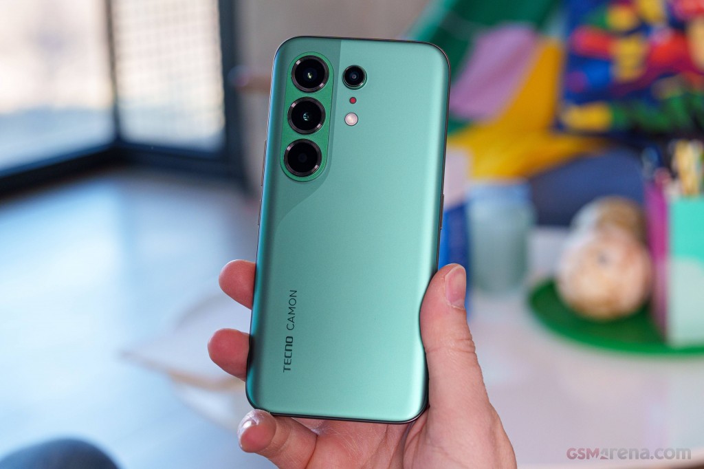 Tecno Camon 50 Ultra hands-on photo 18