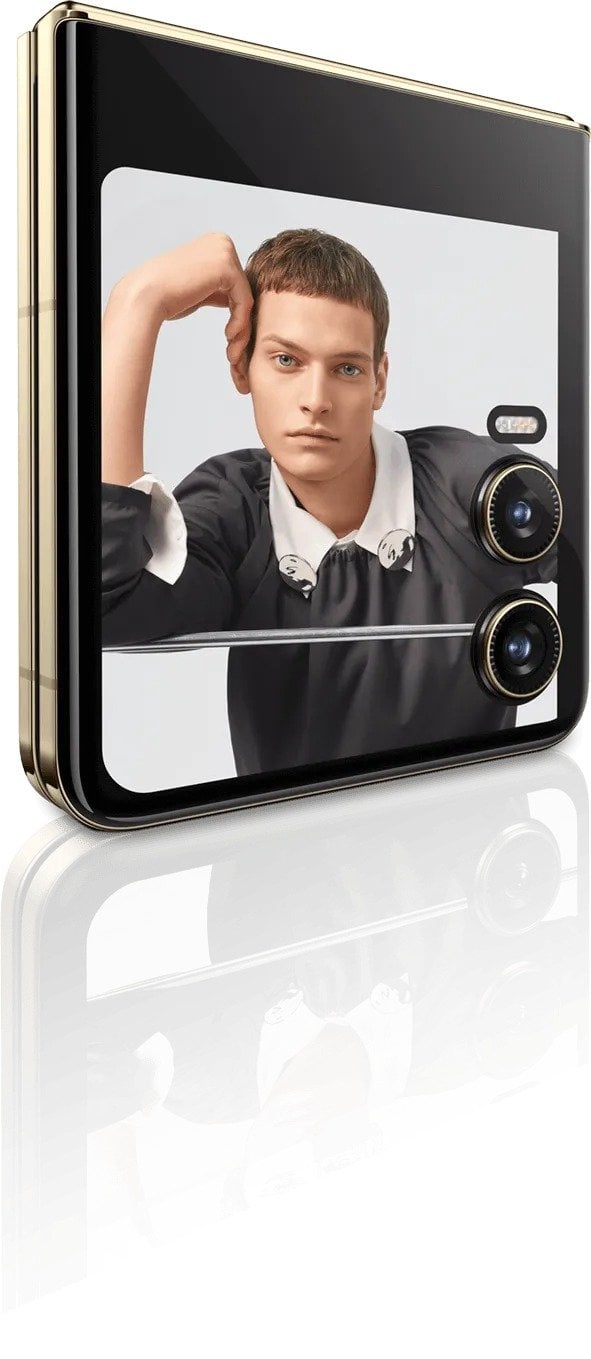 Tecno Phantom V Flip2 view 7