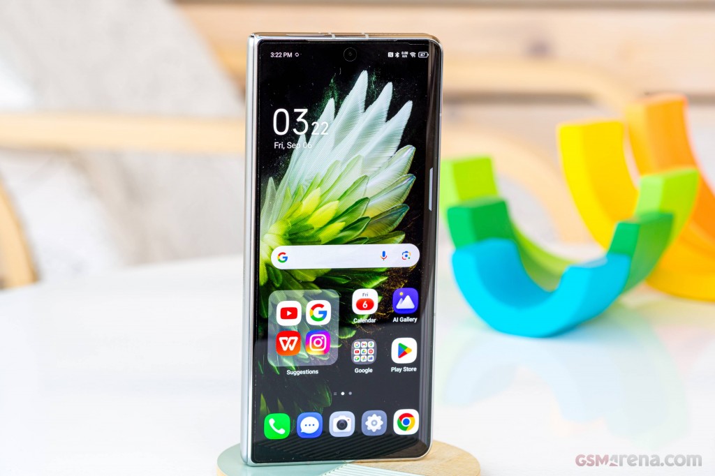 Tecno Phantom V Fold2 hands-on photo 3